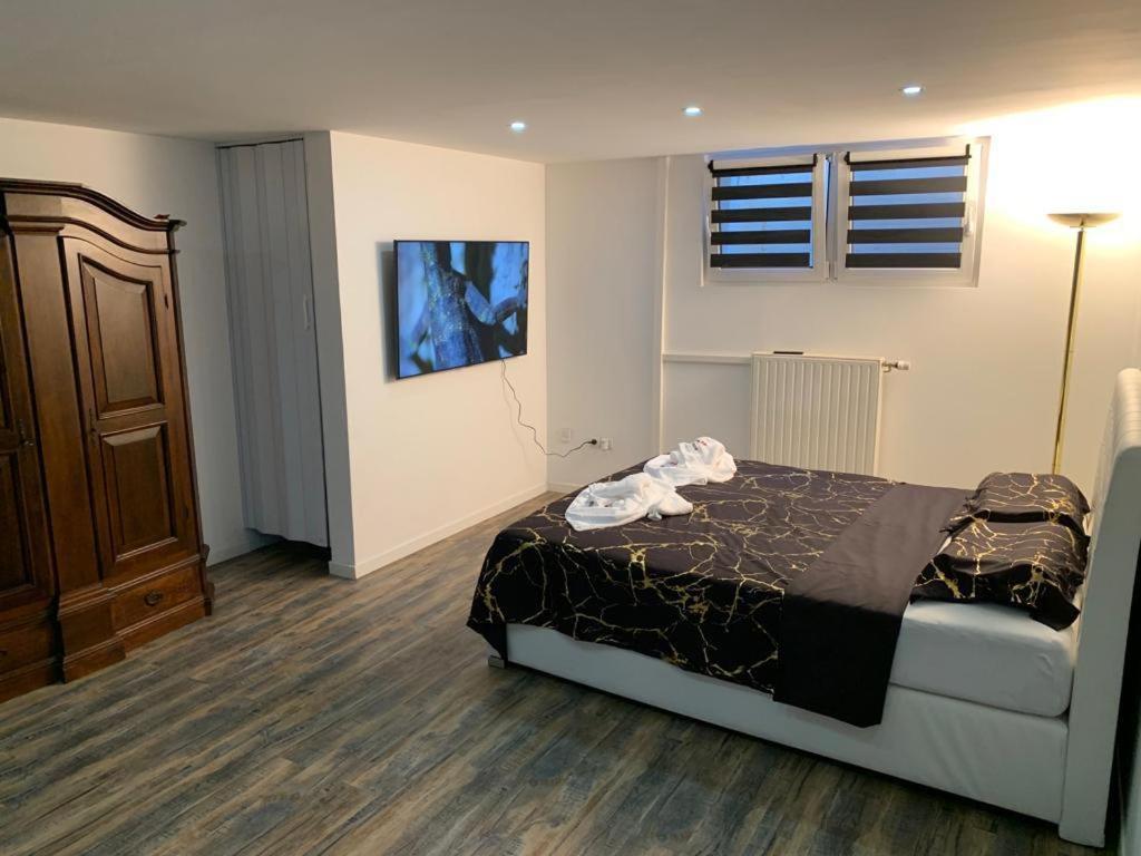 Studio 45M2 Tres Calme Village-Neuf Esterno foto